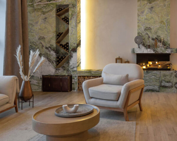 Wall surface - Image 2