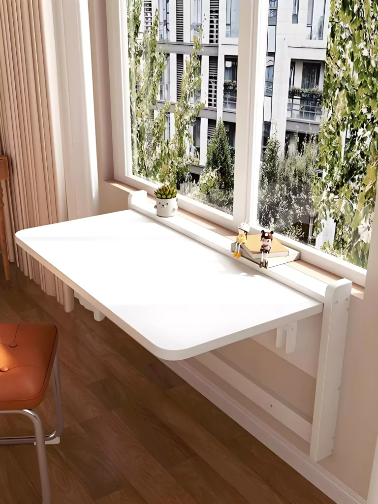 Foldable desk on the wall